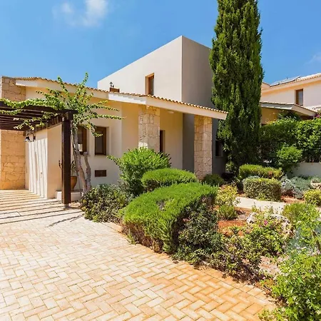 Hestiades Green Junior 32 Villa *
